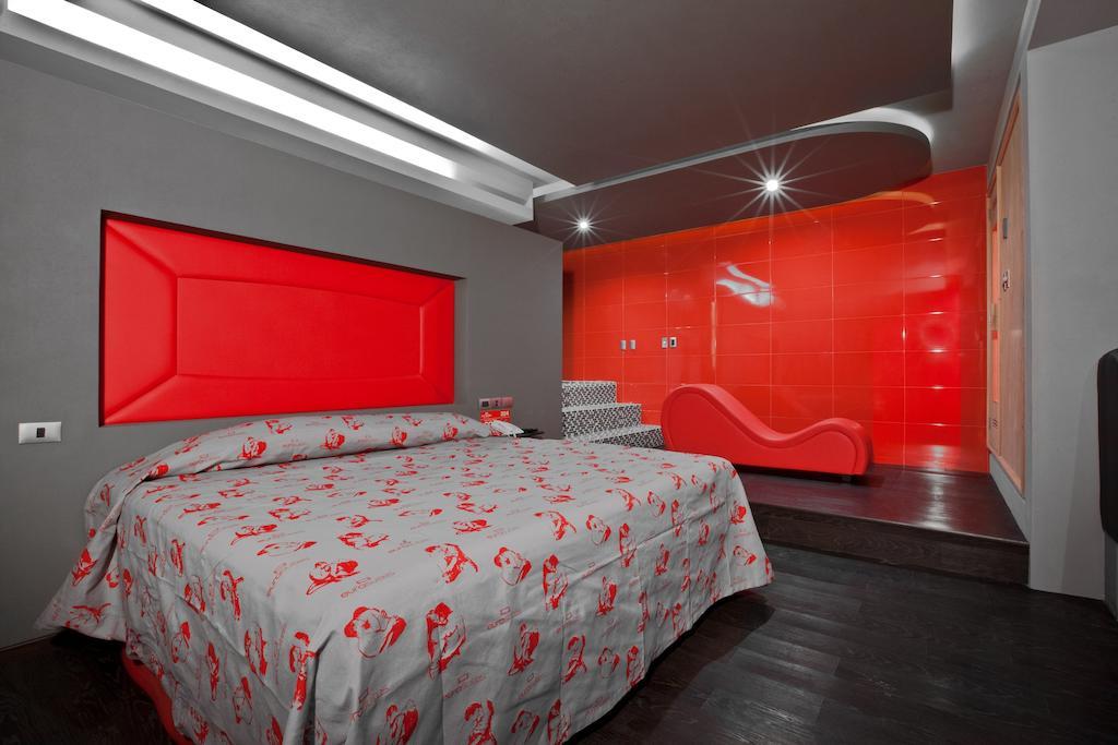 Eurosuites Oceania - Adults Only Mexico City Room photo